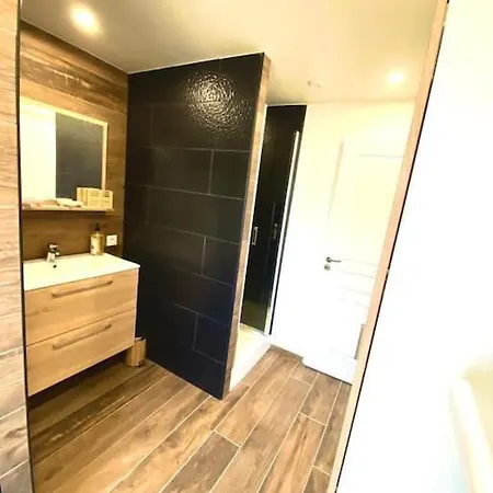 Cocooning Entierement Renove Les Angles (Pyrenees-Orientales)